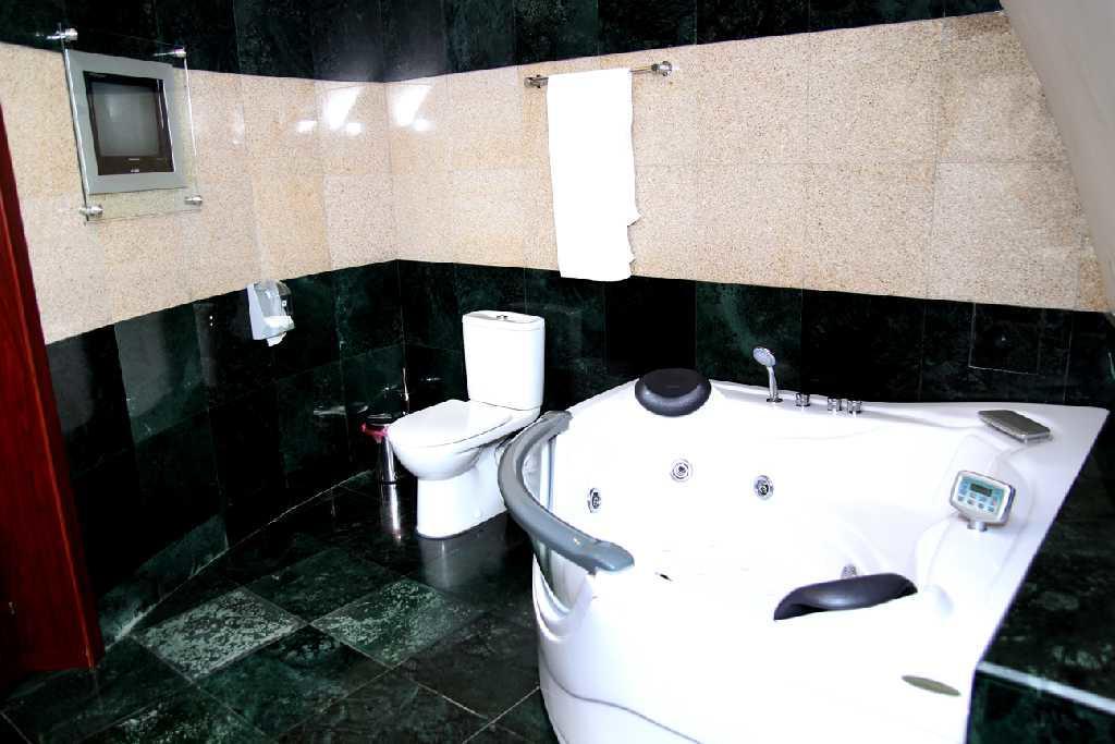 Hotel Sachveno Тбілісі Екстер'єр фото
